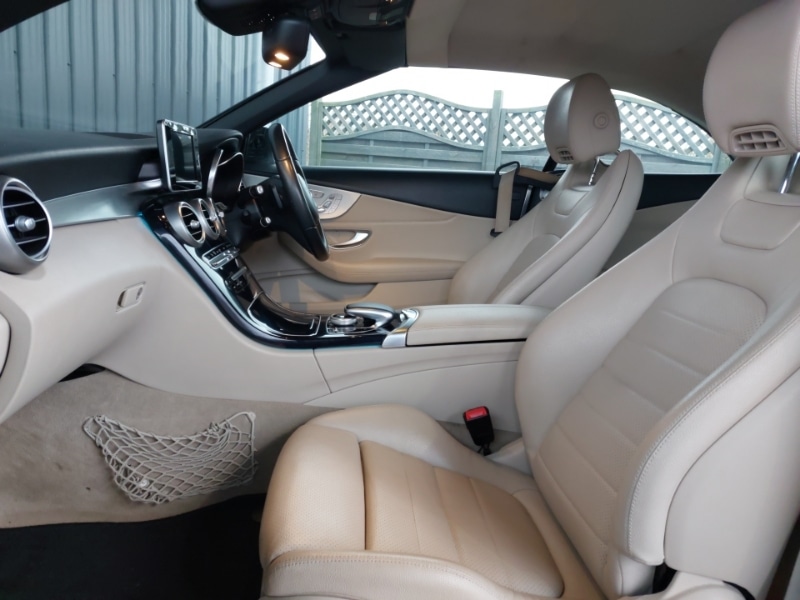 Used Mercedes-Benz C Class 2018 for sale - 77400230: Photo 5