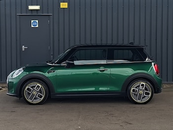 Used MINI Hatch 2023 for sale - 79306091: Photo