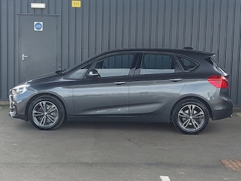 Used BMW 2 Series 2018 for sale - 77846858: Photo