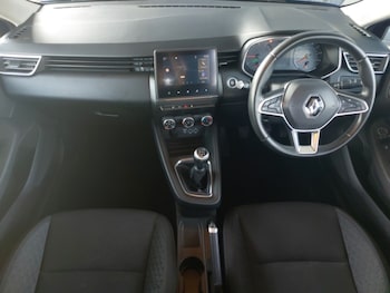 Used Renault Clio 2020 for sale - 75645060: Photo