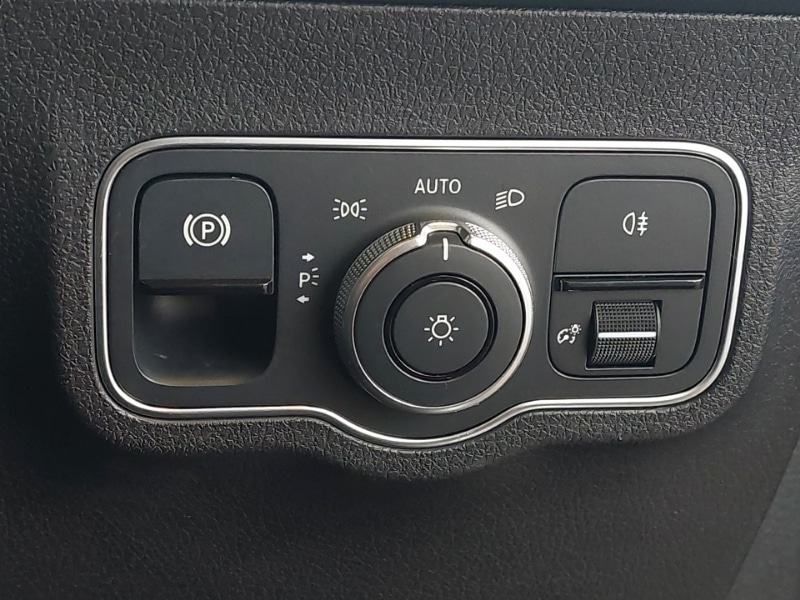 Used Mercedes-Benz EQB 2023 for sale - 76493041: Photo 14