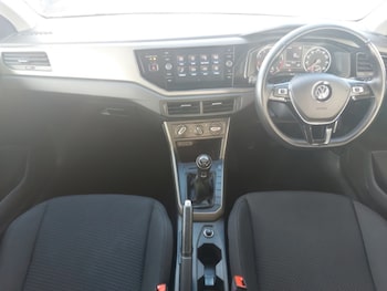Used Volkswagen Polo 2018 for sale - 75763090: Photo