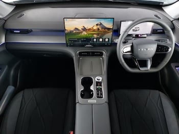 Used Chery Tiggo 8 2025 for sale - 76737300: Photo