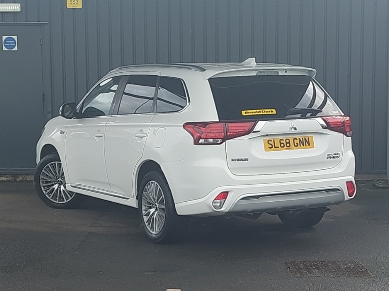 Used Mitsubishi Outlander 2018 for sale - 77141520: Photo 3