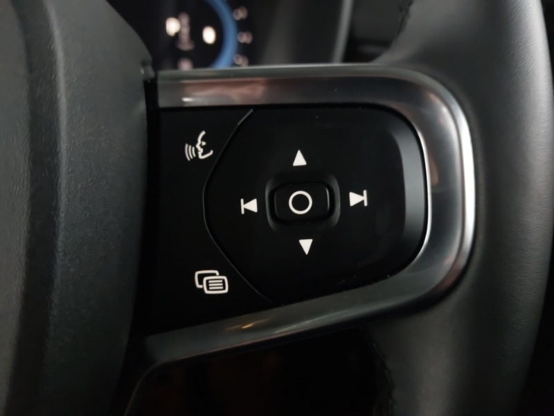 Used Volvo XC40 2024 for sale - 77635915: Photo 11