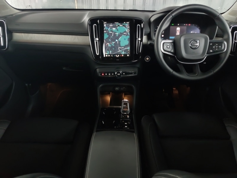 Used Volvo XC40 2024 for sale - 77635915: Photo 2