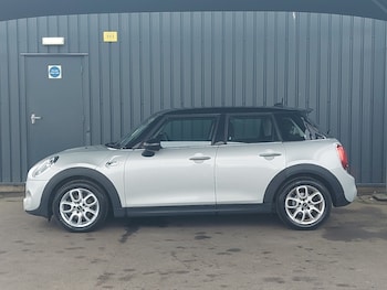 Used MINI Hatch 2018 for sale - 77669568: Photo