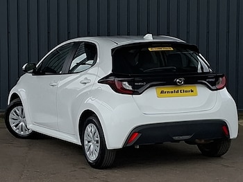 Used Mazda Mazda2 HYBRID 2023 for sale - 79144329: Photo