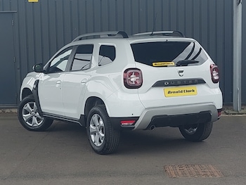 Used Dacia Duster 2019 for sale - 75914286: Photo