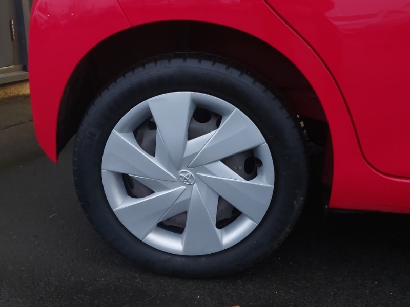 Used Toyota AYGO 2017 for sale - 76741820: Photo 12