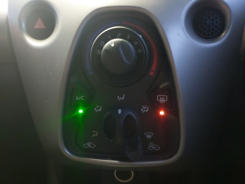 Used Toyota AYGO 2017 for sale - 76741820: Photo 16