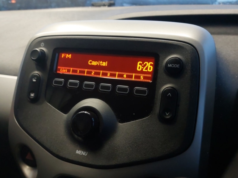 Used Toyota AYGO 2017 for sale - 76741820: Photo 17