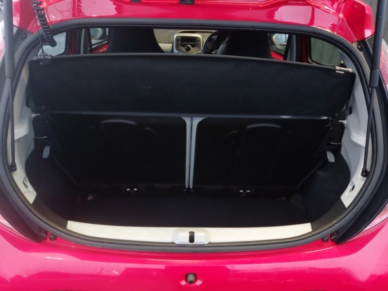 Used Toyota AYGO 2017 for sale - 76741820: Photo 8