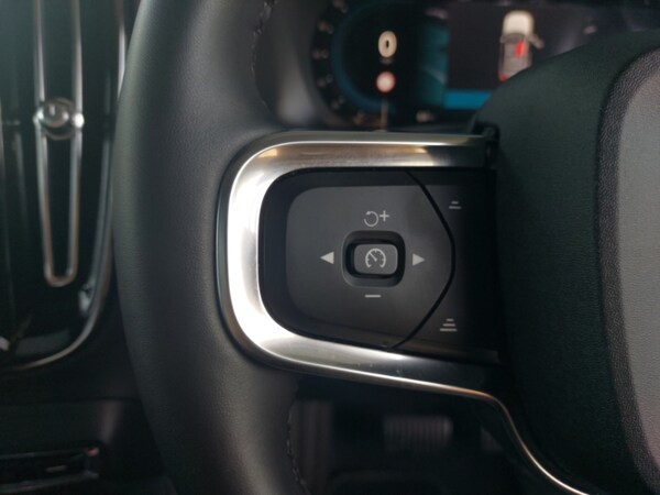 Used Volvo XC40 2024 for sale - 75591650: Photo 10