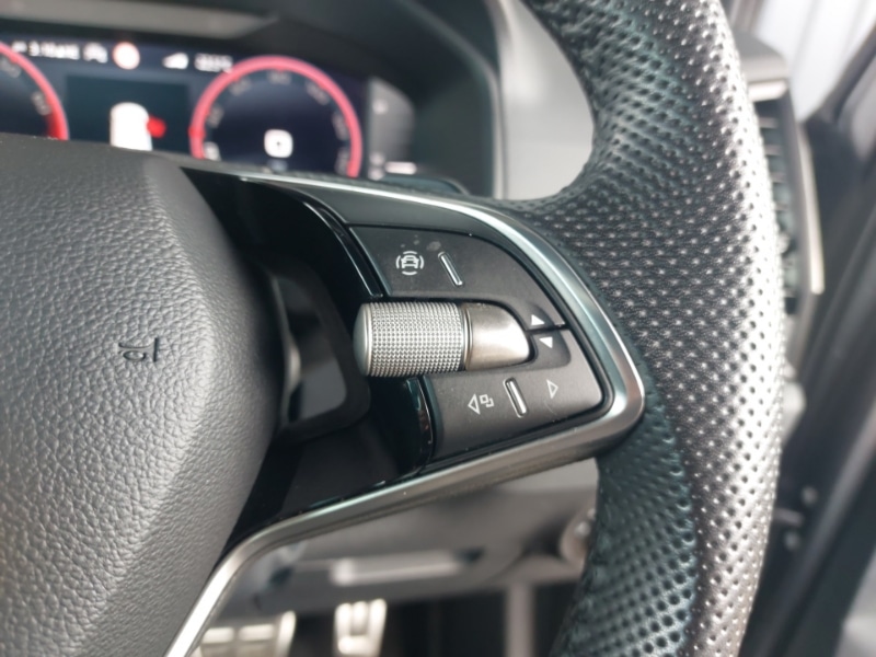 Used Skoda Karoq 2024 for sale - 76749225: Photo 11