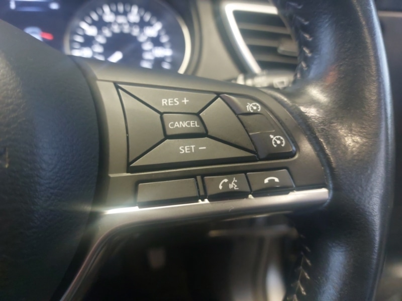 Used Nissan Qashqai 2018 for sale - 76537207: Photo 11