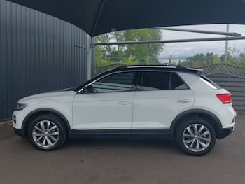 Used Volkswagen T-Roc 2020 for sale - 75448128: Photo