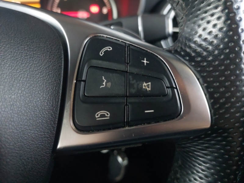 Used Mercedes-Benz C Class 2018 for sale - 76779577: Photo 11