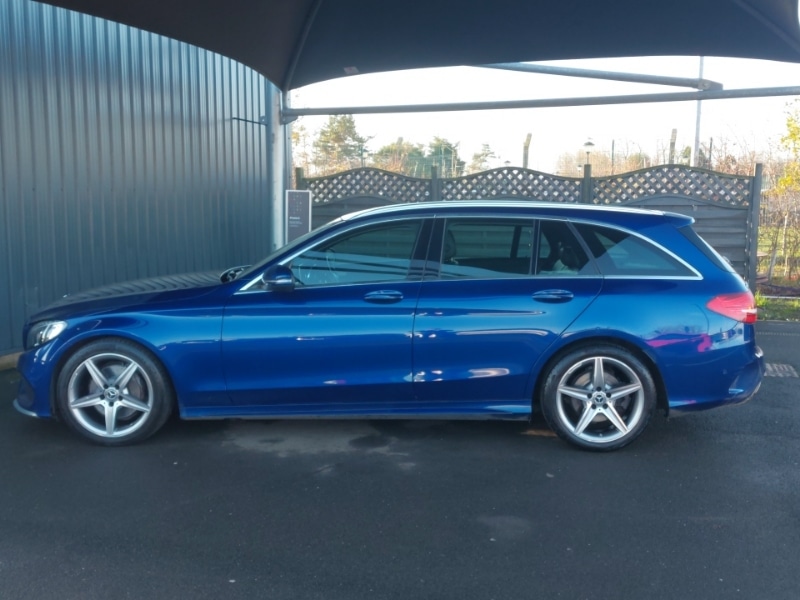 Used Mercedes-Benz C Class 2018 for sale - 76779577: Photo 4