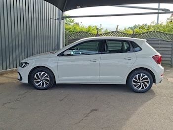 Used Volkswagen Polo 2024 for sale - 78889651: Photo