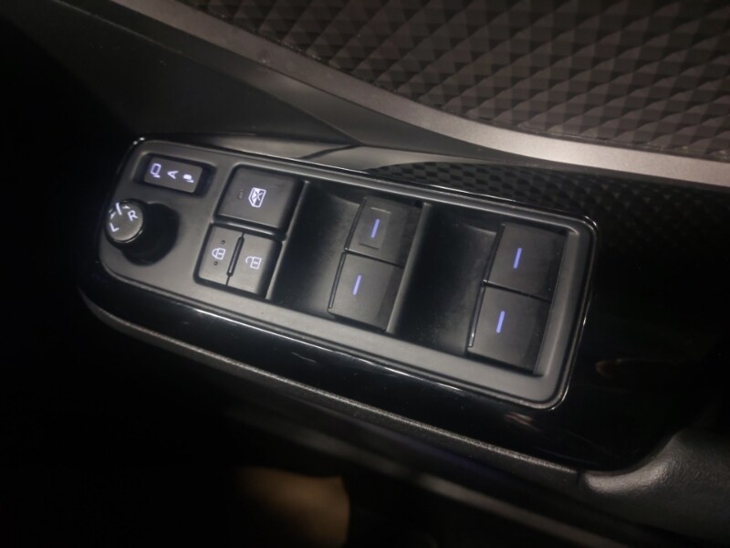 Used Toyota C-HR 2021 for sale - 77366755: Photo 13