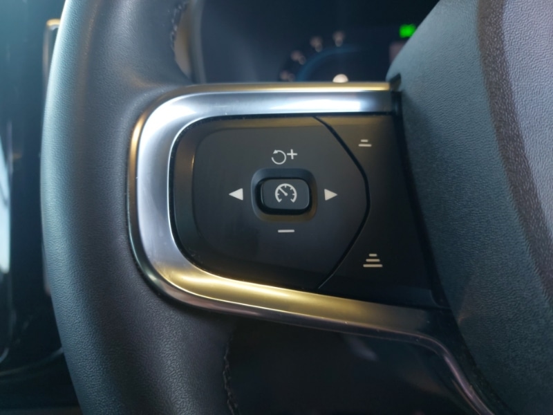 Used Volvo XC40 2022 for sale - 76800094: Photo 10