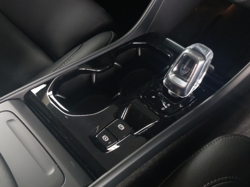 Used Volvo XC40 2024 for sale - 77548801: Photo 15