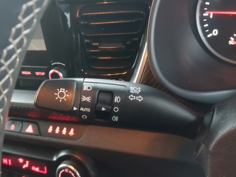 Used Kia Stonic 2021 for sale - 76975014: Photo 13