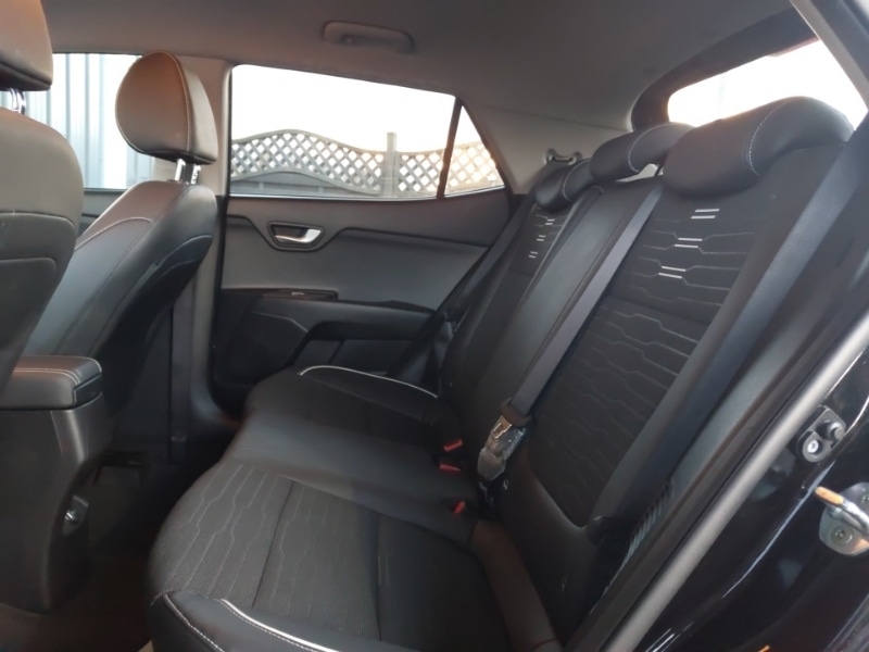 Used Kia Stonic 2021 for sale - 76975014: Photo 6