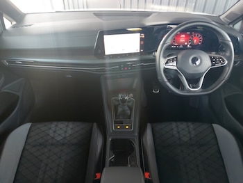Used Volkswagen Golf 2021 for sale - 75921112: Photo