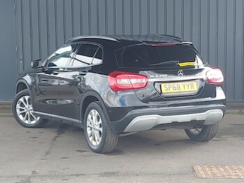 Used Mercedes-Benz GLA 2018 for sale - 77822981: Photo