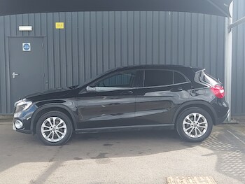 Used Mercedes-Benz GLA 2018 for sale - 77822981: Photo