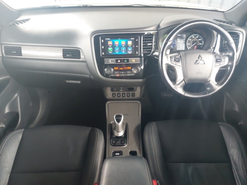 Used Mitsubishi Outlander 2018 for sale - 76358791: Photo 2
