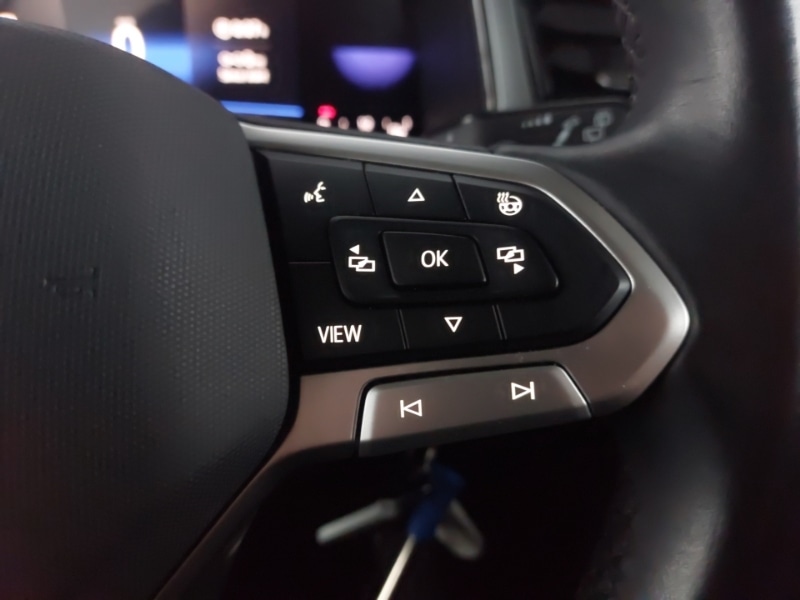 Used Volkswagen T-Roc 2023 for sale - 77424219: Photo 11