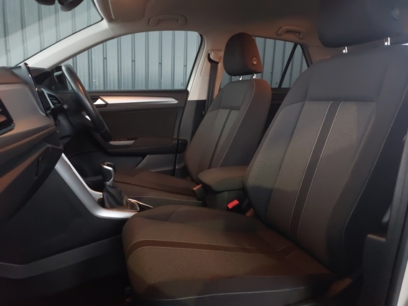 Used Volkswagen T-Roc 2023 for sale - 77424219: Photo 5