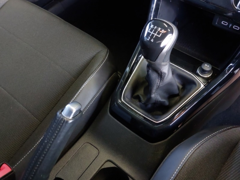 Used Volkswagen T-Cross 2021 for sale - 76602495: Photo 15