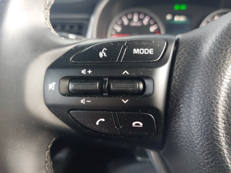 Used Kia Stonic 2021 for sale - 77357917: Photo 10