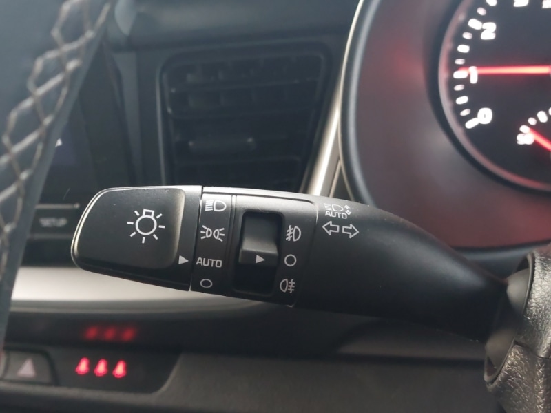 Used Kia Stonic 2021 for sale - 77357917: Photo 13