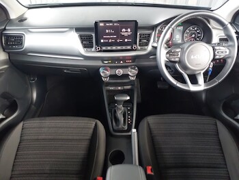 Used Kia Stonic 2021 for sale - 77357917: Photo