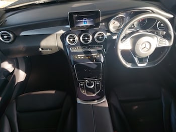 Used Mercedes-Benz C-Class 2018 for sale - 75592000: Photo