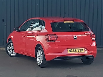 Used Volkswagen Polo 2019 for sale - 76387964: Photo