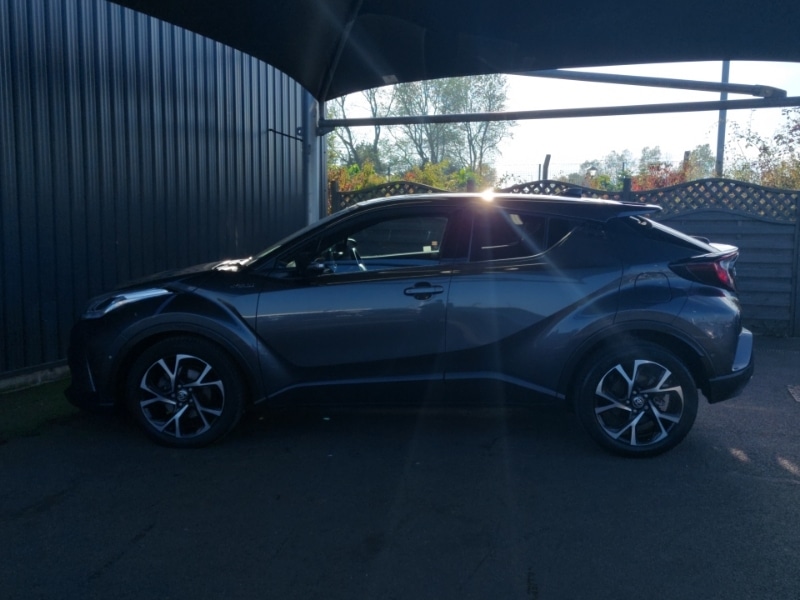 Used Toyota C-HR 2021 for sale - 76258445: Photo 4