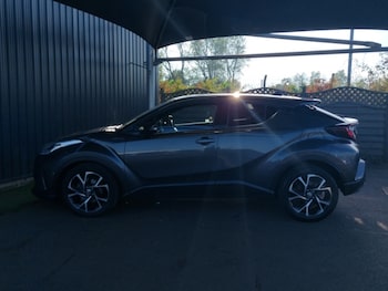Used Toyota C-HR 2021 for sale - 76258445: Photo