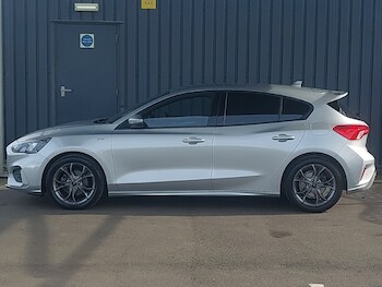 Used Ford Focus 2022 for sale - 78085164: Photo