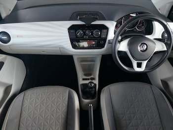 Used Volkswagen up! 2019 for sale - 75755519: Photo