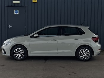 Used Volkswagen Polo 2024 for sale - 78910163: Photo