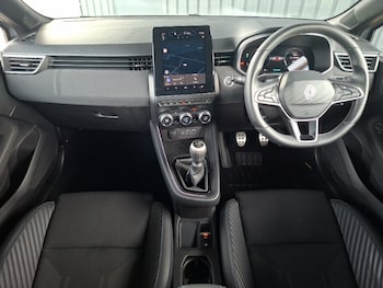 Used Renault Clio 2025 for sale - 79315768: Photo