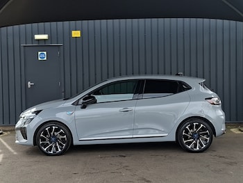 Used Renault Clio 2025 for sale - 79315768: Photo