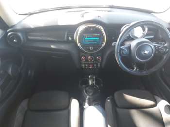 Used MINI Cooper 2019 for sale - 75223522: Photo