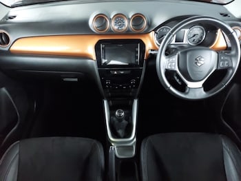 Used Suzuki Vitara 2018 for sale - 77034993: Photo